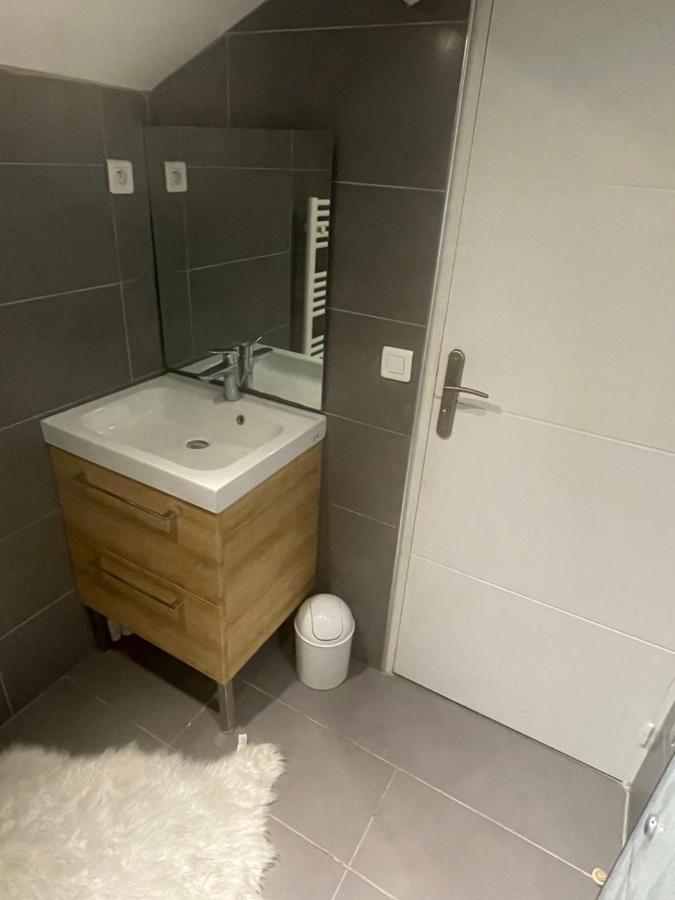Beau Appartement Calme A Partager Marsella Exterior foto